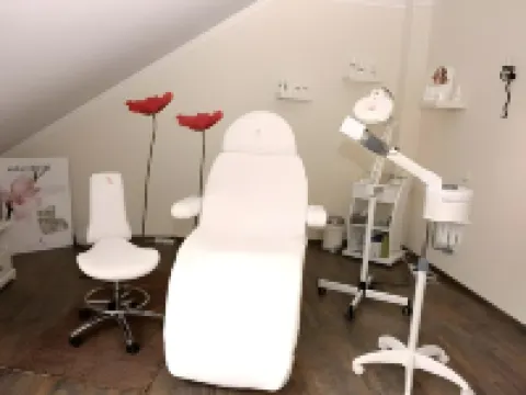 Möllhagen: Landhotel - Restaurant - Swin- und FußballGolf Hotels in Schülp bei Nortorf