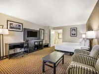 Baymont by Wyndham Cortez Hotels in Cortez