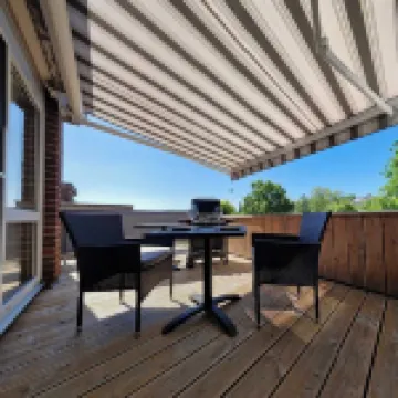 Cozy FEWO, close to the center with a beautiful view of the center