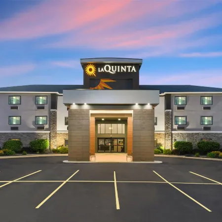 La Quinta Inn & Suites by Wyndham Batavia
