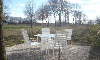 Elegant & Peaceful Holiday Retreat in Peer