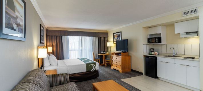 Quality Inn Downtown Inner Harbour Hotels in Capital