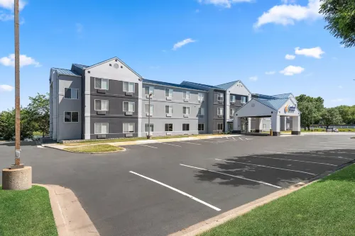 Comfort Inn & Suites Olathe - Kansas City Hotels in Olathe