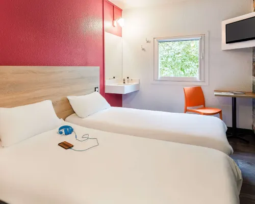 Hotelf1 le Mans Nord Hotels near ENSIM Engineering School