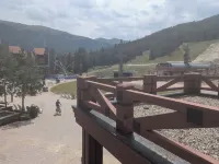 Location! location! location! Steps from the Eagle chair lift.