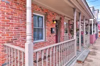 Cozy Lambertville Abode in the Heart of Downtown! - Wifi