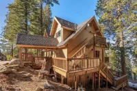 Yosemite Aviary and Quail Within Yosemite - 2 Separate Units, Up To 14 Guests!