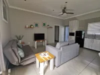 Utopia Guest House Hoteles en Vosloorus