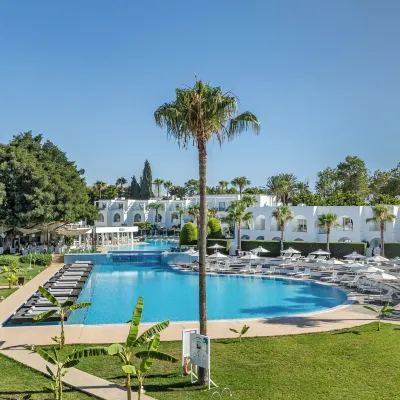 So Nice Club Resort Hotels near Landa Beach