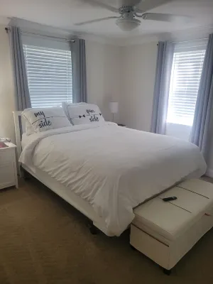 Annapolis Cozy Beachfront/Waterfront w/Chesapeake Bay Bridge view Hotel dekat Chesapeake Harbour Marina