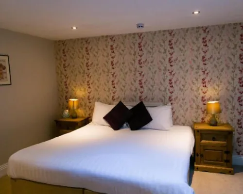 The Maltsters Arms Hotels in Totnes