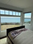 Spectacular Oceanfront, massive fenced yard, with Spa Mendocino Coast in Gualala