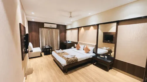 Lumbinis Grand Hotel Hotels in Gulbarga