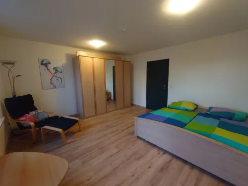 Stella vacation apartment - 10 minutes to the lake or into town