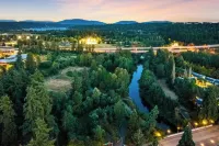 Urban Loft in Redmond Core