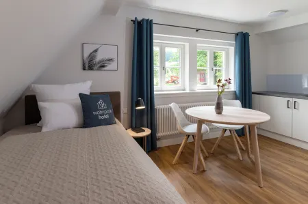 Wohnpark Hotel Отели в г. Линденфельс