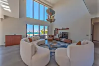 Luxurious 5-bedroom villa in gouna with WiFi, AC in phenomenal Red Sea