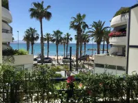 Seafront apartment.    Luxury residence