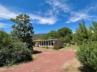 Relaxing Riverfront Taos Staycation, Pet Friendly!