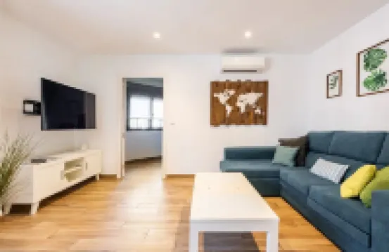 Nice newly renovated apartment with parking area