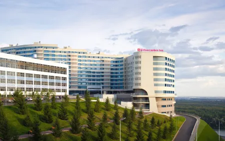 Hills Garden (ex. Hilton Garden Inn Ufa RiversideХилтон Гарден, бывший Хилтон Гарден Инн Уфа Риверсайд)