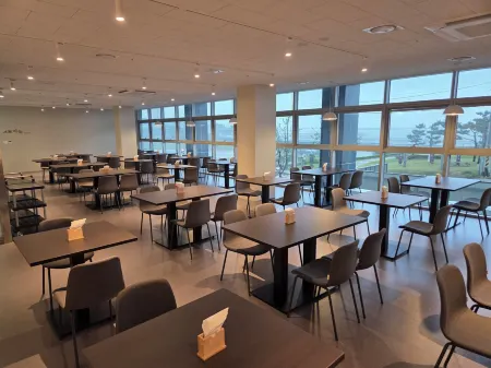 Diamer Hotel Sokcho by Aankstay