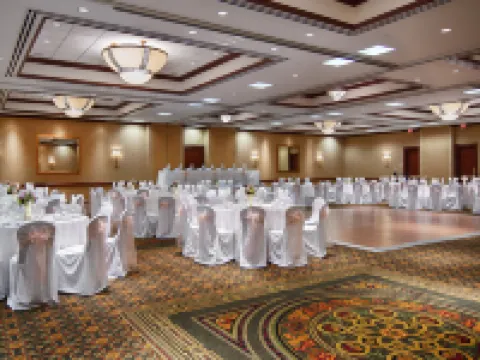 Hilton Garden Inn Milwaukee Northwest Conference Center Hotels in Milwaukee