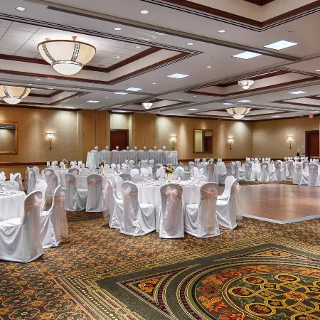 Hilton Garden Inn Milwaukee Northwest Conference Center