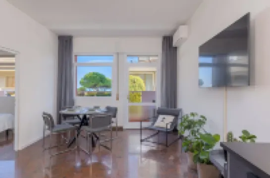 Centrally Located Apartment for 4 People, 1 Minute from the Beach