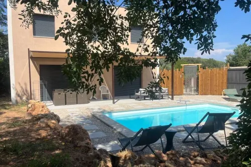 Villa with pool Hotels in Les Arcs