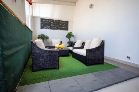 SMALL HOUSE Отели рядом с достопримечательностью «Magel»