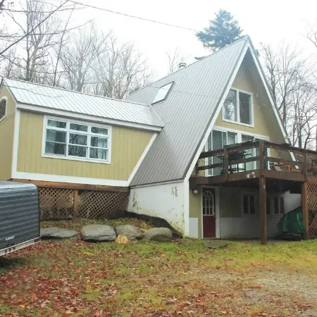 Chalet in West Dover minutes to Mount Snow