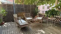Apartment with large terrace Vaison la Romaine, hypercentre. Theater 5mn away