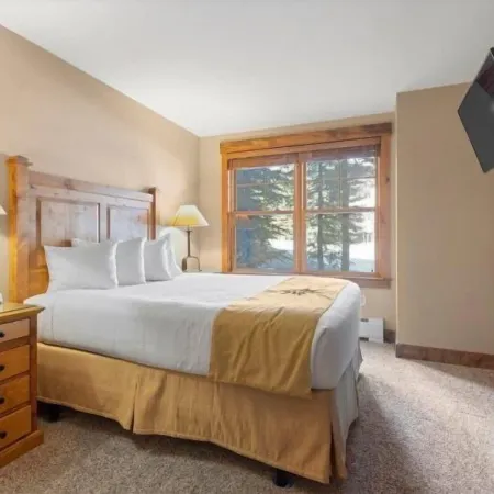 2 Bedroom Condo at the Springs in River Run Village