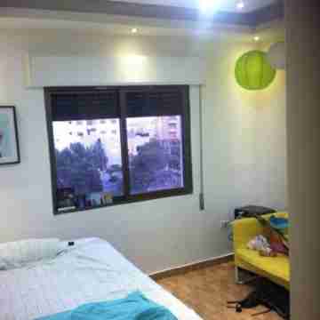 Terrific 3-bedroom house in Weibdeh with stunning views Rooms