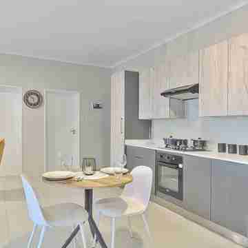 Classy 2bedroom Apartment at 93 New Others