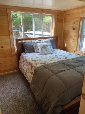 Escape to a 2 Cabin Waterfront Property on George's Pond, Franklin