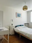 Room for rent, 15 min from the center of Paris by RER B train Hotels in Cachan