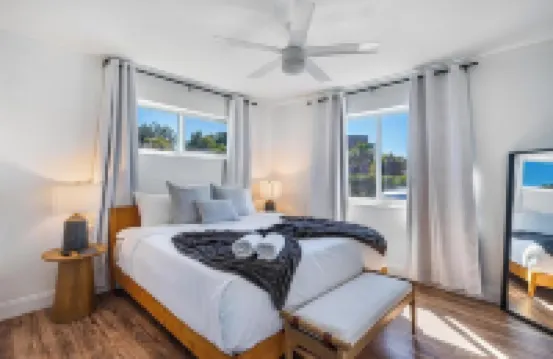 North Miami Clean & Cozy Home, Pool, PingPong, FirePit, BBQ, Gated, Near Beaches Hotels near Oleta River State Park