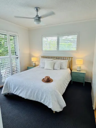 Family friendly, walking distance to beach and amenities