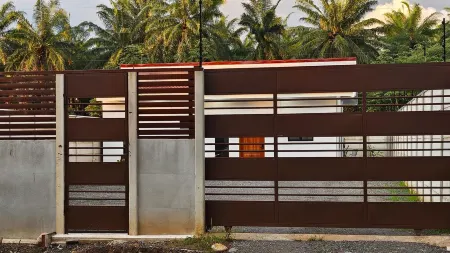 Charming 2-bedroom house with WiFi, AC in serene Parrita