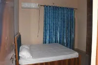 Shree Anandam Kashi Hotels in Manrauli