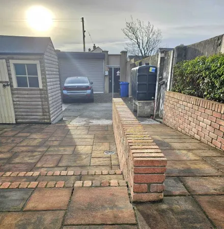 Few minutes walk to Royal Portrush Golf Club (Open Championship 2025), 4 bedroom Отели в г. Портраш