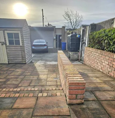Few minutes walk to Royal Portrush Golf Club (Open Championship 2025), 4 bedroom