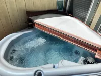 Condo  with a hot tub in the Village of Cloudcroft!