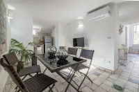 Beachfront house 2 steps from Gallipoli