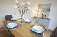 Stylish 3 Bedroom Family House with Parking Hotels in Melton Mowbray