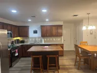 Charming 4-bedroom house with AC, WiFi in serene Little Elm