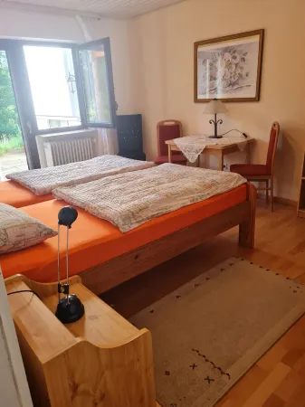 Apartment, very quiet location. Отели рядом с достопримечательностью «Abenteuer Park Schloss Lichtenstein»