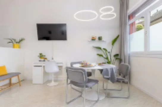 Apartment for Two People – 1 Minute from the Sea and Close to the City Center